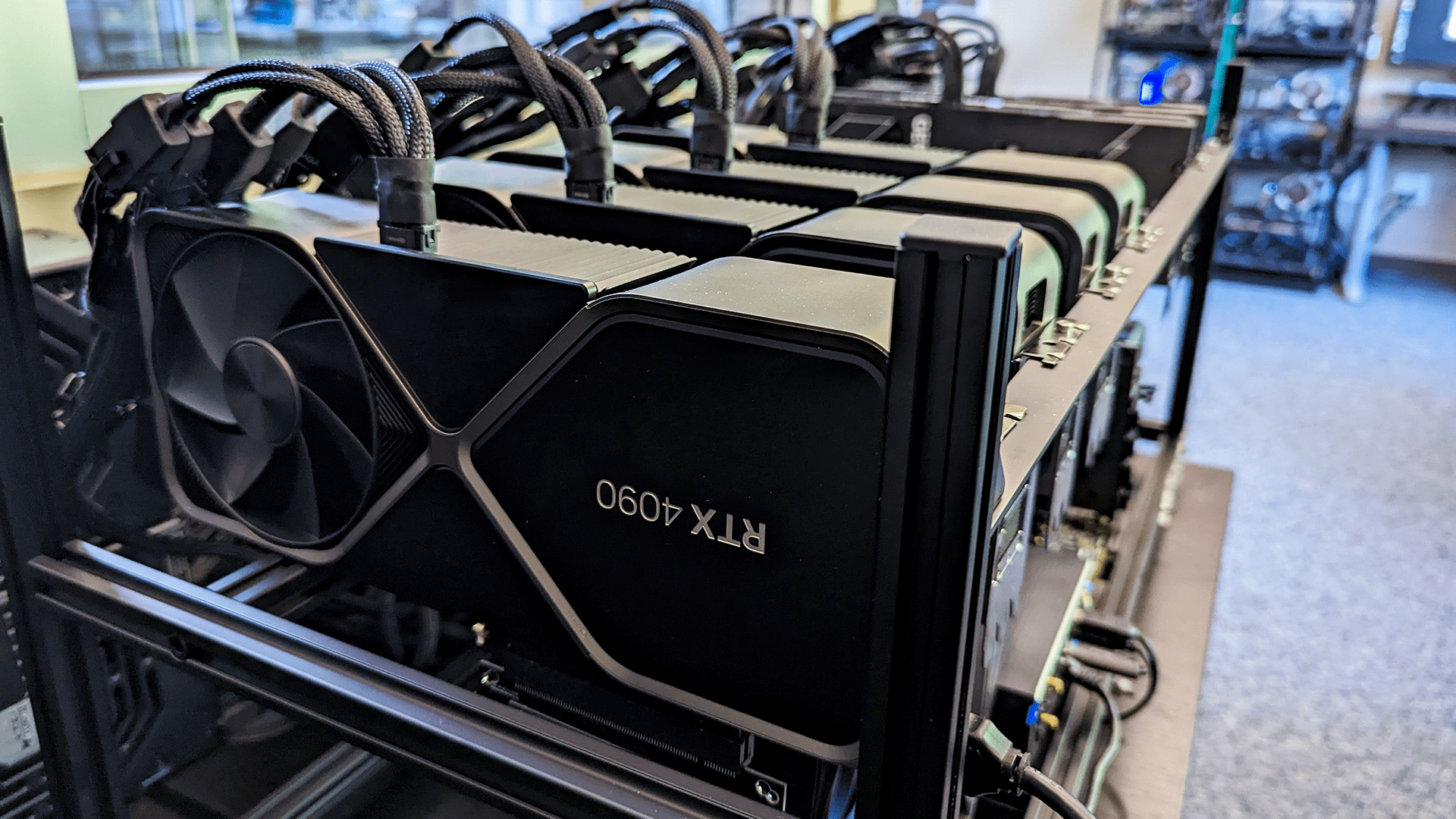 Multi-GPU LLM Fine-Tuning